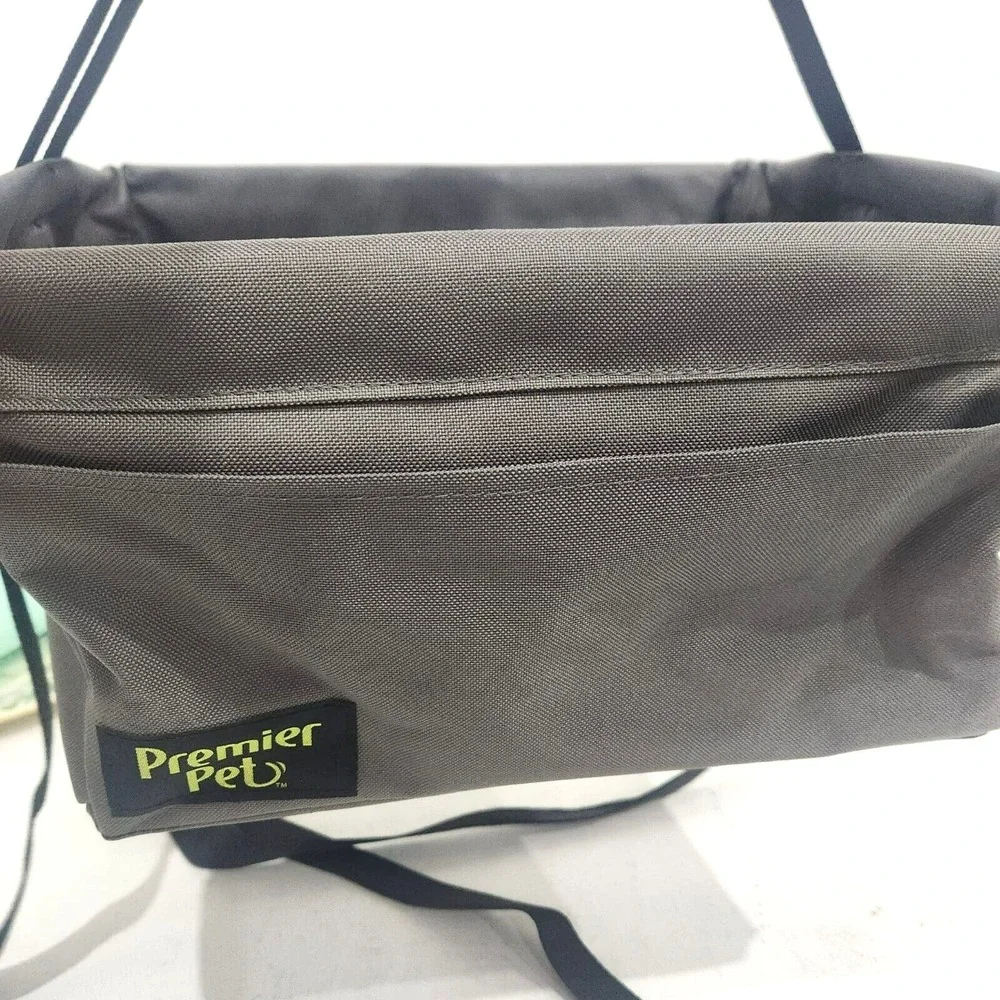 Premier Pet Elevated Car Booster Seat – Small‎ Dog Travel Carrier 1–10lbs
